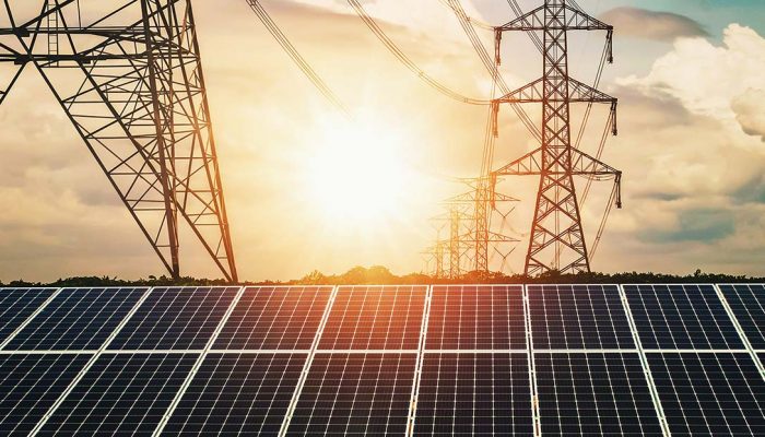 تاثیر آب و هوای نگهداری و بالا رفتن عمر در پیش بینی تولید برق خورشیدی